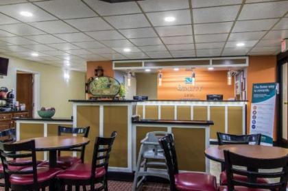 Quality Inn Hixson-Chattanooga - image 10