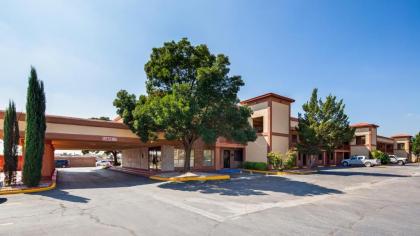 Best Western Executive Inn - image 1