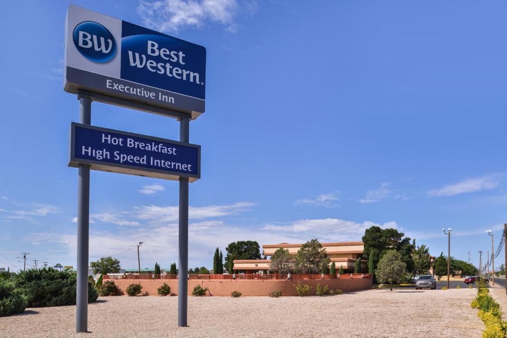 Best Western Executive Inn - image 2