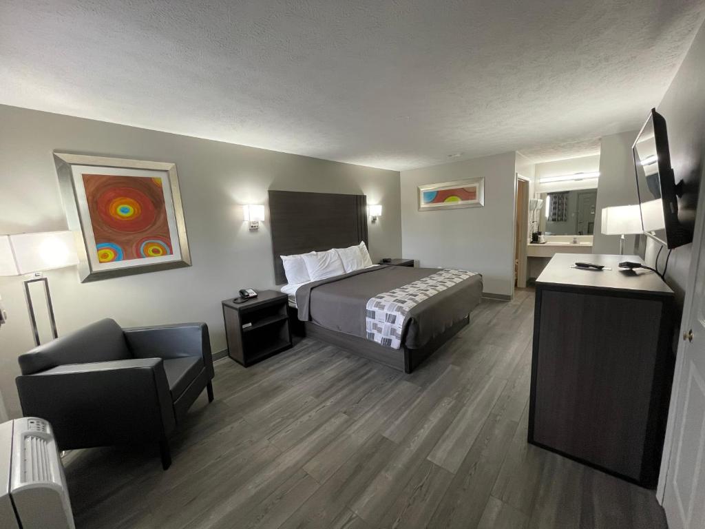 Embassy Inn - Hohenwald - image 6