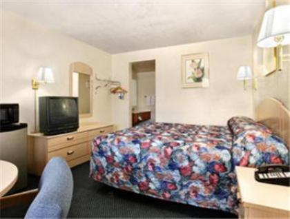 Travelodge by Wyndham Holbrook - image 12
