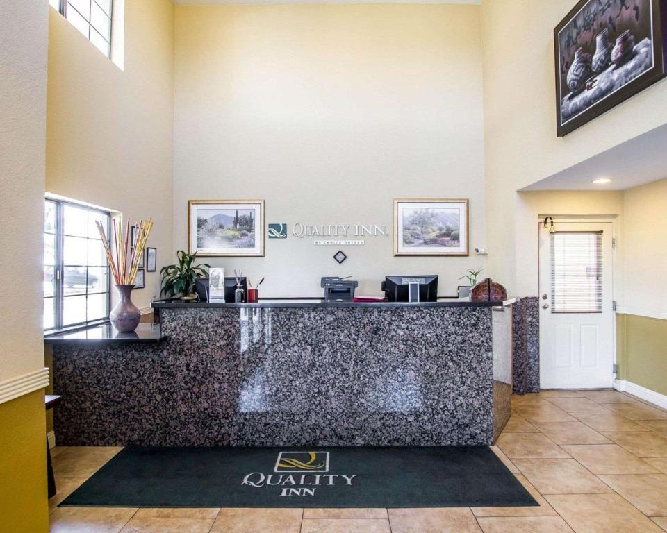 Quality Inn Holbrook - image 7