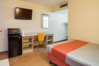 Motel 6-Holbrook AZ - image 2