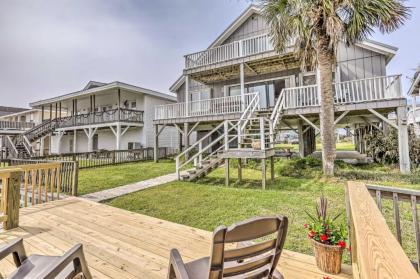 Waterfront Home with Decks Privacy and Boat Slip - image 3