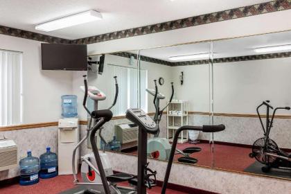 Rodeway Inn Holdrege - image 13