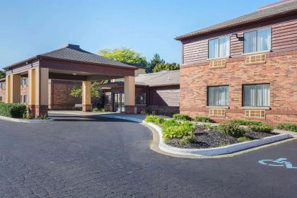 Comfort Inn Holland Mi