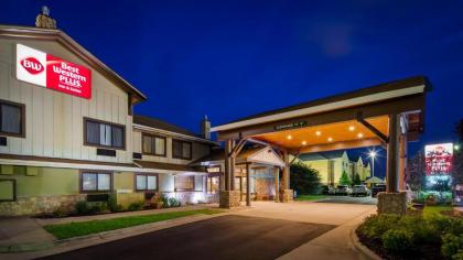Best Western Plus Holland Inn & Suites - image 13