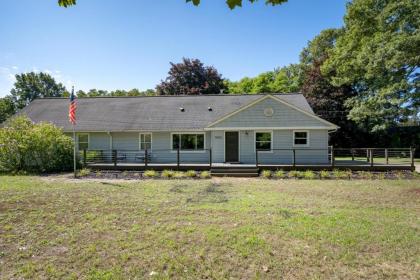 All Decked Out - Secluded getaway near beach access - image 5