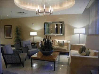 Tides Beachfront Apartments - image 3