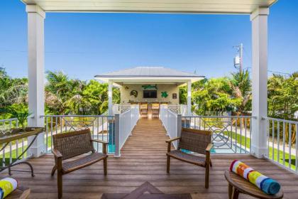 Bevin's Beach House by AMI Locals - image 14