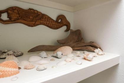 Sea Grape Escape by AMI Locals - image 11