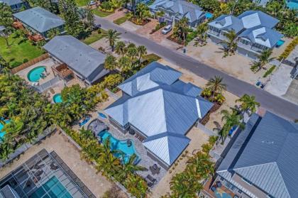 4 bed 4 bath bonus bunk room heated pool WATER SLIDE spa WiFi - image 2