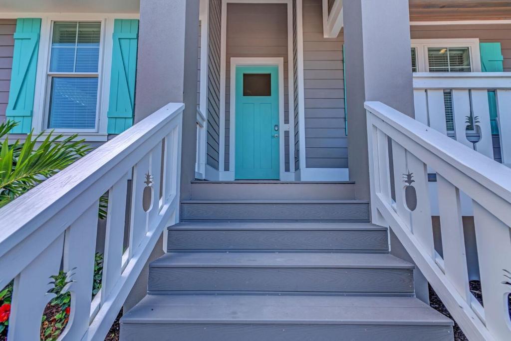 4 bed 4 bath bonus bunk room heated pool WATER SLIDE spa WiFi - image 5