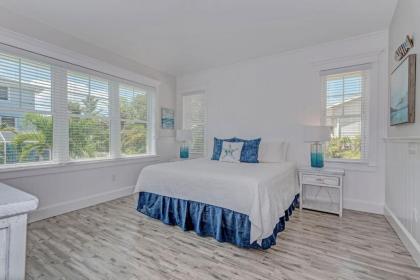 4 bed 4 bath bonus bunk room heated pool WATER SLIDE spa WiFi - image 9