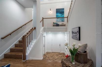 Steps to beach STUNNING Custom Home Outdoor Bar Heated Pool & Spa 6 Flat screen TVs Free WiFi - image 4