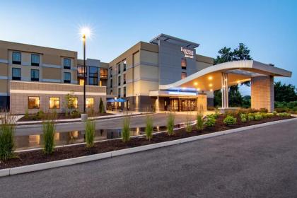 Fairfield Inn  Suites by marriott Springfield Holyoke