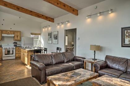 Pet-Friendly Duplex with Northern Lights Aurora View