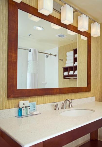 Hampton Inn & Suites Pittsburgh Waterfront West Homestead - image 10