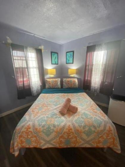 Hoosville Hostel (Formerly The Everglades Hostel) - image 25