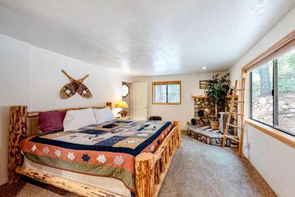 Tahoe Pines Cabin - image 13