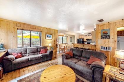 Tahoe Pines Cabin - image 3