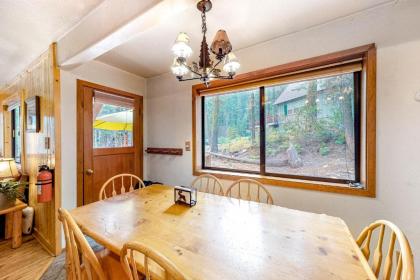 Tahoe Pines Cabin - image 7