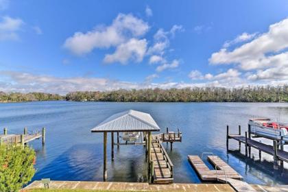 Homosassa Home with Private River Dock and Boat Ramp Florida