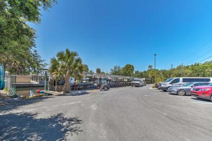 Homosassa River Home with Private Boat Ramp and Kayaks - image 2