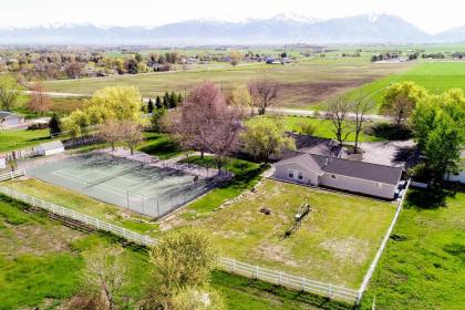 Wellsville House with Mtn Views Yard and Tennis Court! - image 10