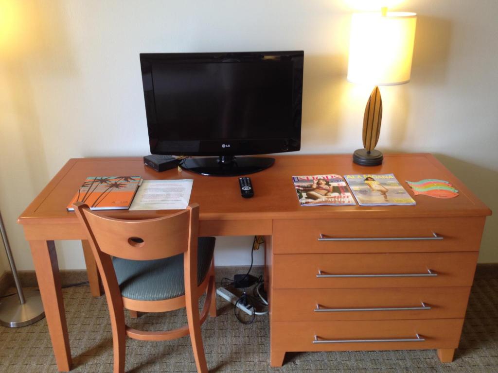 Pearl Hotel Waikiki - image 3