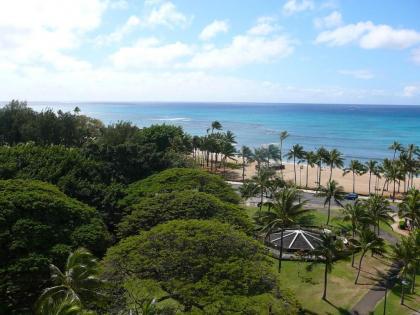 Castle Waikiki Grand Hotel - image 2