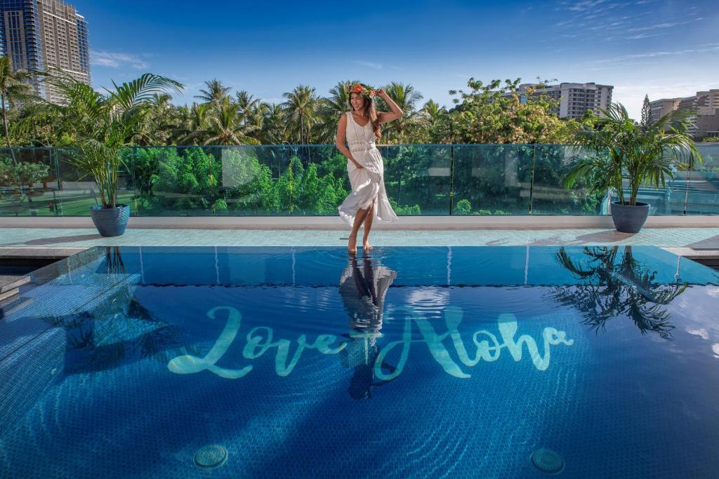 Hotel LaCroix Waikiki - main image