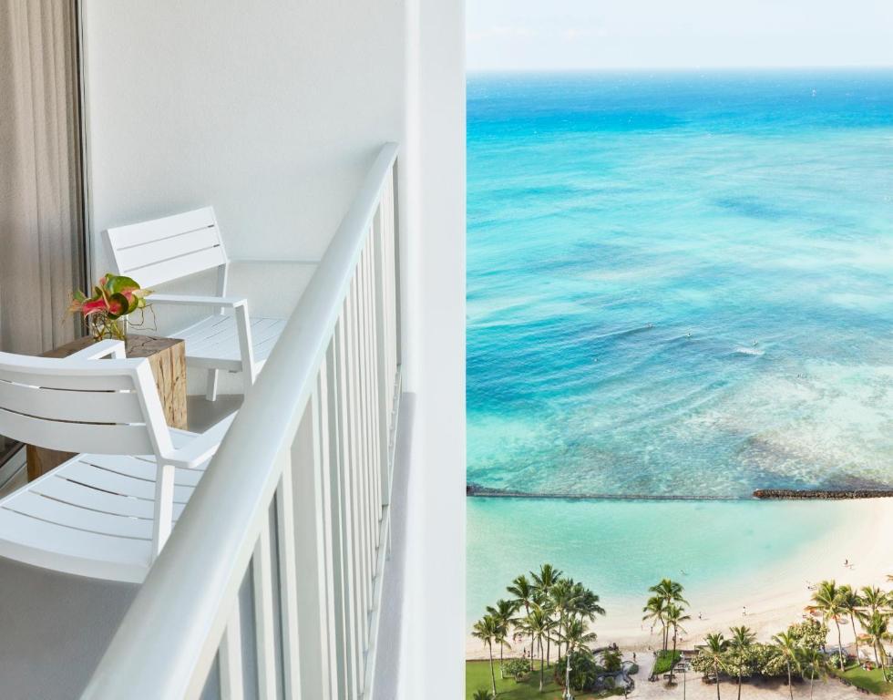 'Alohilani Resort Waikiki Beach - image 4