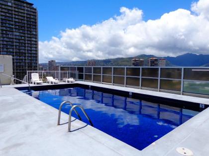 Waikiki Beach Condominiums - image 2