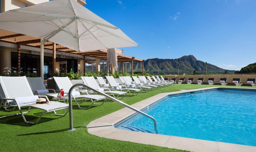 Queen Kapiolani Hotel - main image