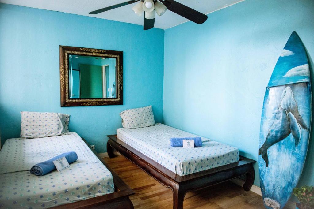 Polynesian Hostel Beach Club - image 4