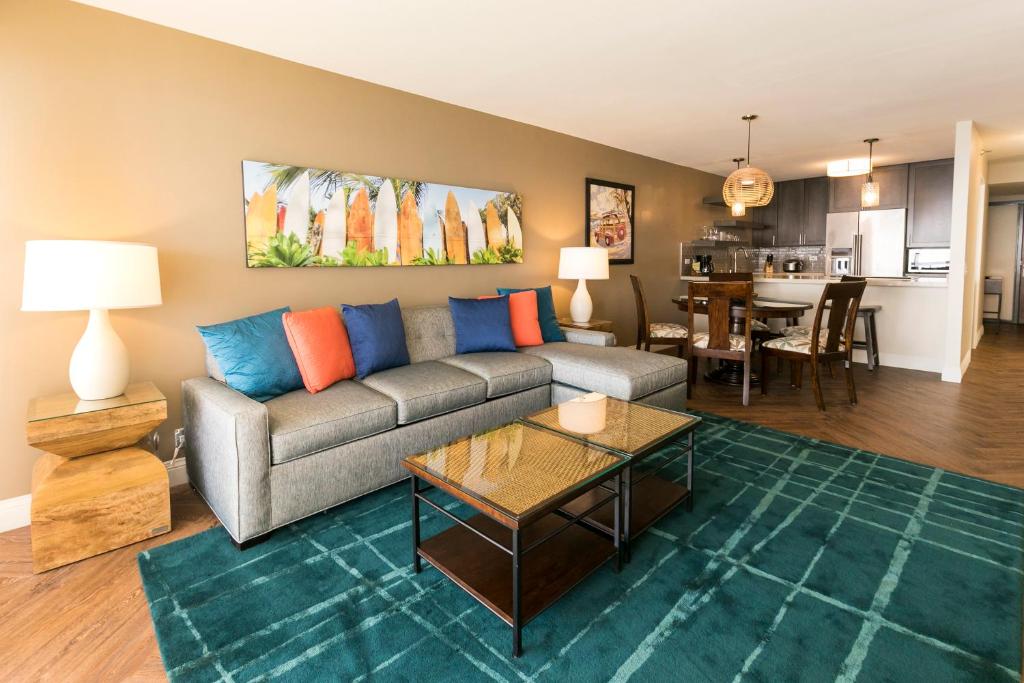 Aston Waikiki Beach Tower - image 2