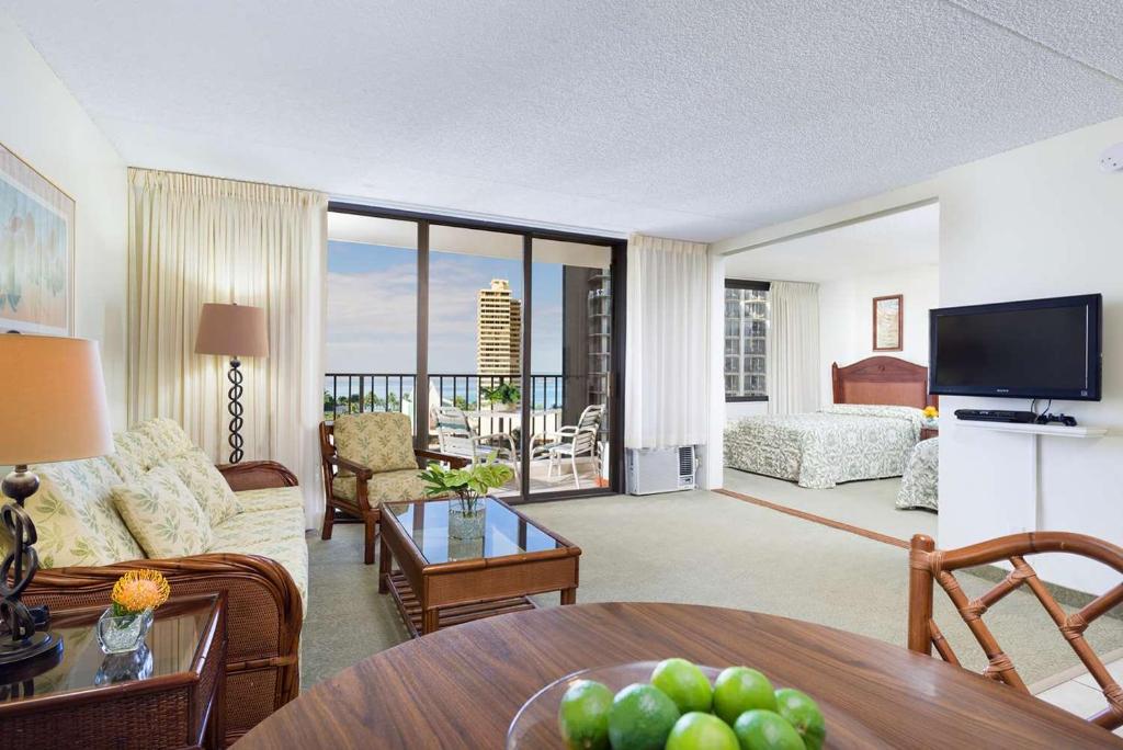 Aston at the Waikiki Banyan - main image