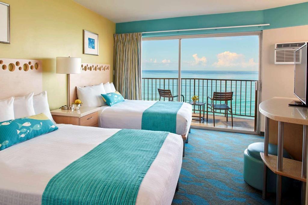 Aston Waikiki Circle Hotel - main image