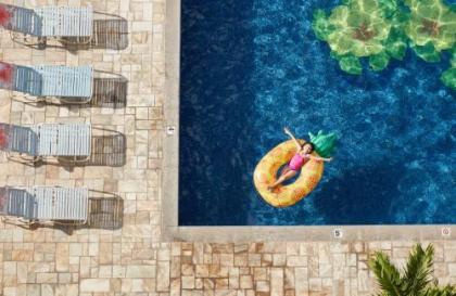 OHANA Waikiki East by Outrigger - image 3