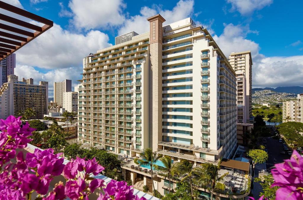 Hilton Garden Inn Waikiki Beach - main image