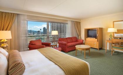 Waikiki Marina Resort at the Ilikai - image 2