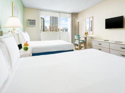 Ambassador Hotel Waikiki - image 3