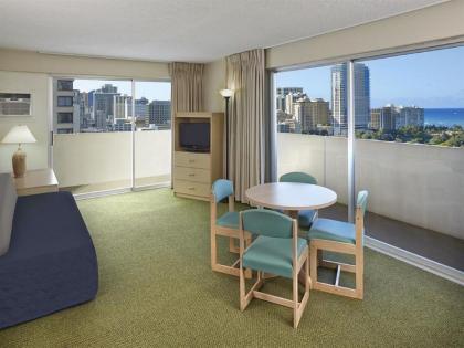 Ambassador Hotel Waikiki - image 5