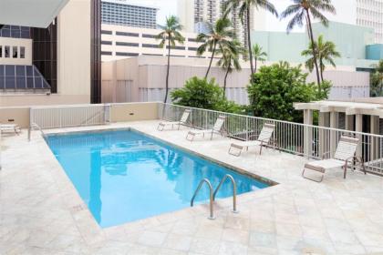 Waikiki Place Studios at The Marine Surf Waikiki - image 4
