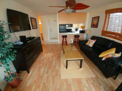 Royal Kuhio   Large 1 bedroom Apartment Honolulu Hawaii