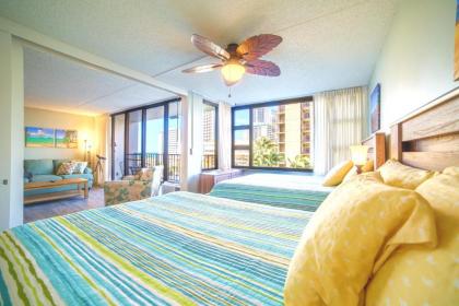 Beautiful 7th Floor with Partial Ocean Views | 1 Block to Beach | Free Parking & WIFI