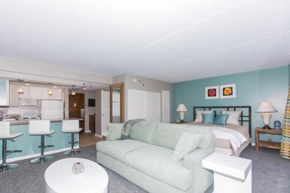 Ilikai tower 1744 Yacht Harbor View 2BR Hawaii