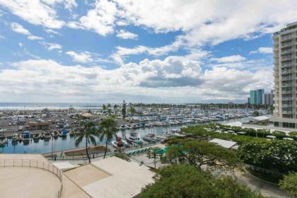 Ilikai tower 1744 Yacht Harbor View 2BR Hawaii