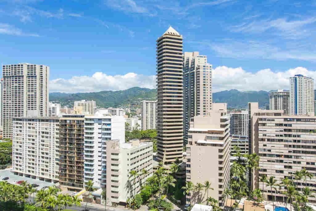 Ilikai Marina 1895 City View Studio - main image